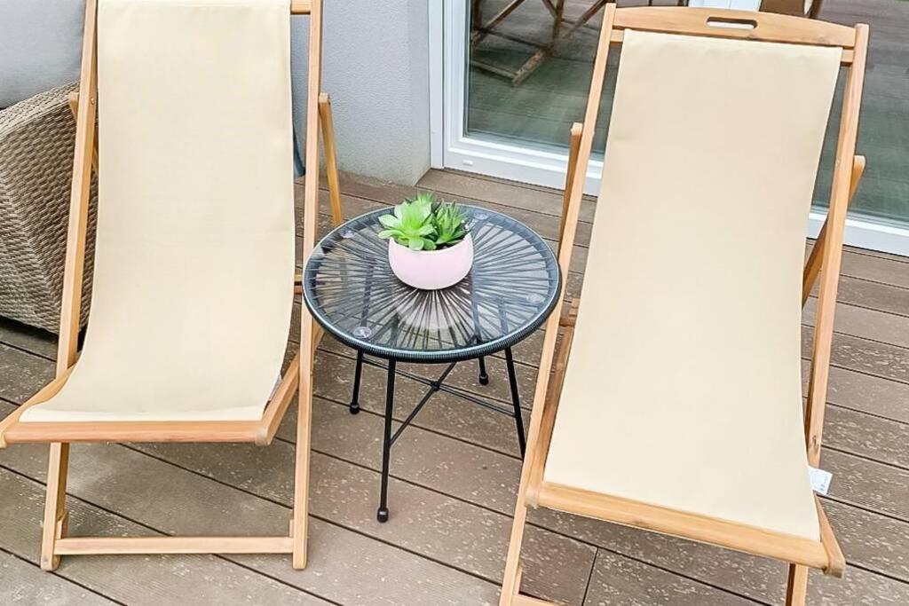 Gaestetraum Mit Wunderschoenem Ausblick Und Garten Apartman Muhldorf Bei Feldbach Kültér fotó