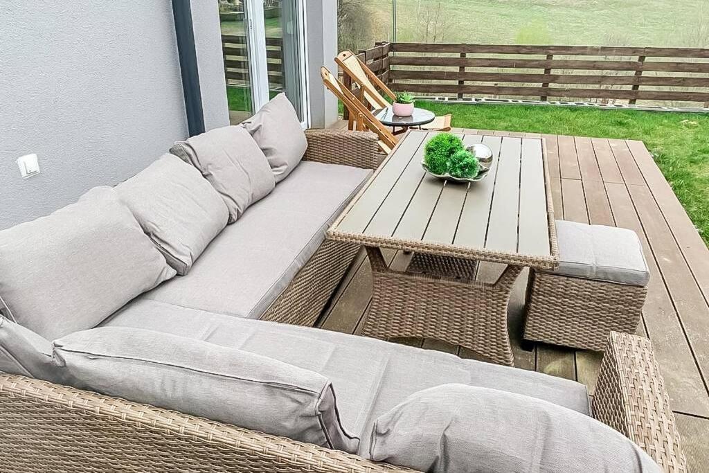 Gaestetraum Mit Wunderschoenem Ausblick Und Garten Apartman Muhldorf Bei Feldbach Kültér fotó